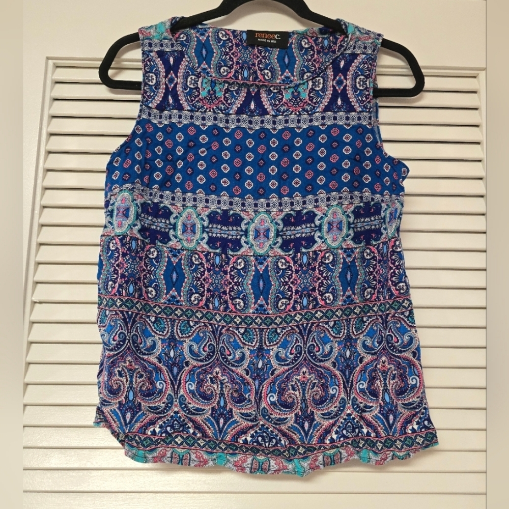 Renee C. - Bohemian Sleeveless Lightweight Top With Small Back Slit